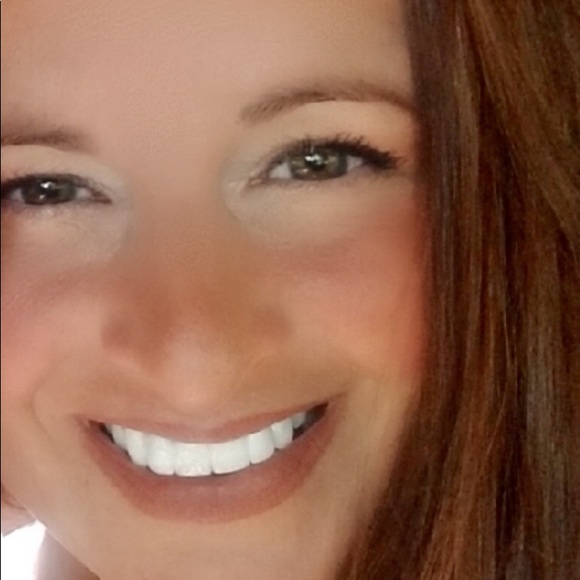 Meet your Posher, Lorry - Picture 1 of 2